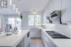 68 DRAWBRIDGE DRIVE | Markham Ontario | Slide Image Seventeen