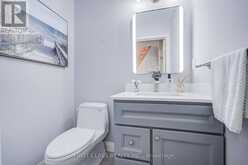 68 DRAWBRIDGE DRIVE | Markham Ontario | Slide Image Twenty