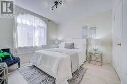 68 DRAWBRIDGE DRIVE | Markham Ontario | Slide Image Thirty
