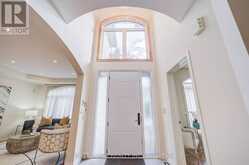 68 DRAWBRIDGE DRIVE | Markham Ontario | Slide Image Three