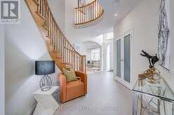68 DRAWBRIDGE DRIVE | Markham Ontario | Slide Image Five