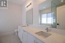 43 LONGWORTH AVENUE | Richmond Hill Ontario | Slide Image Sixteen