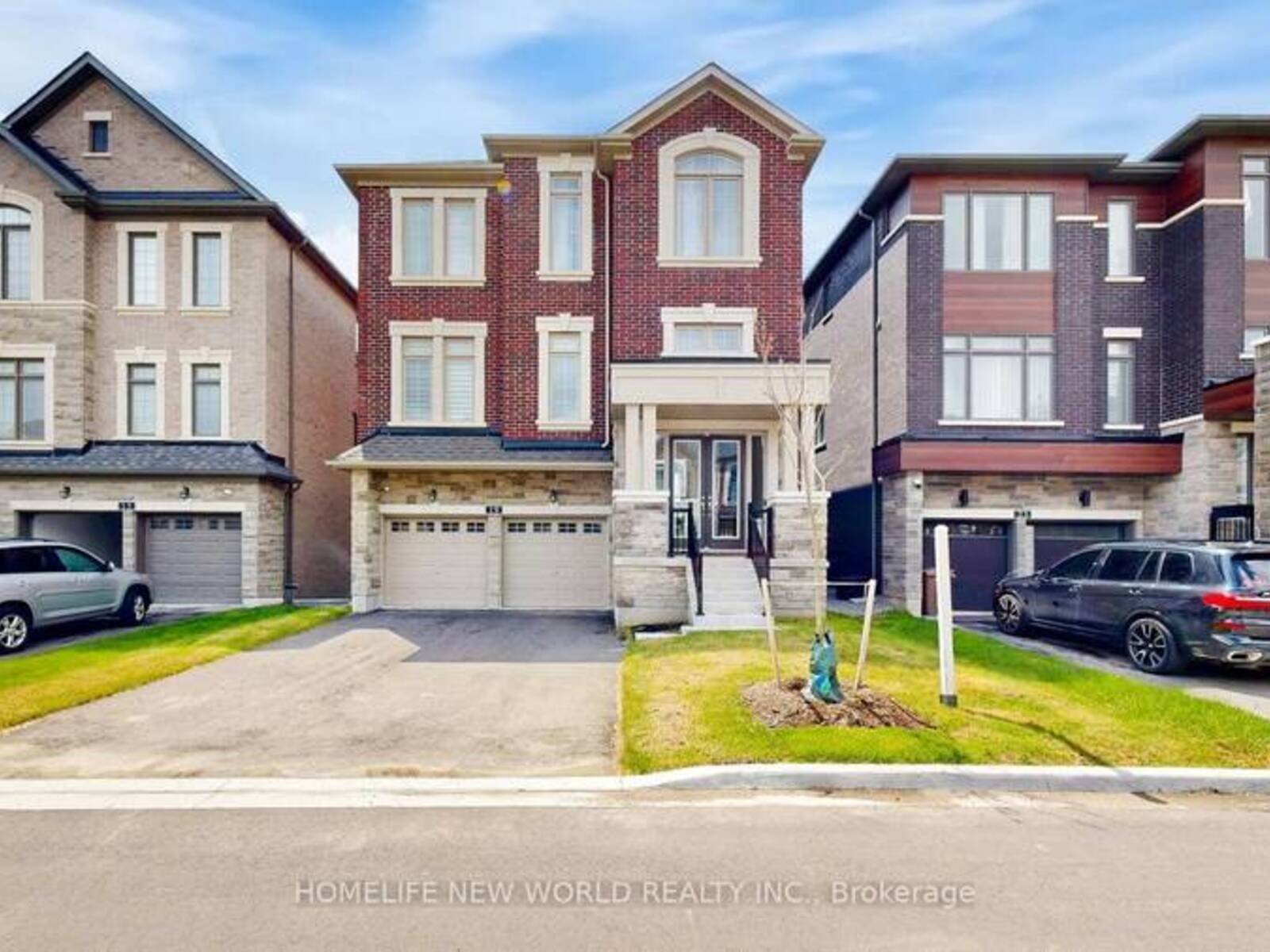 19 AHCHIE COURT, Vaughan, Ontario L6A 5E5