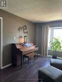 61 CARRUTHERS CRESCENT | Barrie Ontario | Slide Image Eighteen