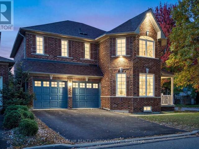 30 PINECREST STREET Markham Ontario, L6E 1C5 - 5 Bedrooms Home For Sale