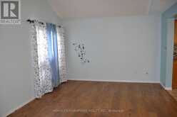 132 HENHOEFFER CRESCENT | Kitchener Ontario | Slide Image Twelve