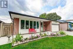 72 GLEBE CRESCENT | Brampton Ontario | Slide Image Three