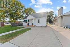 461 LAUZON ROAD | Windsor Ontario | Slide Image Three