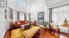25 GORDON WEEDON ROAD | Markham Ontario | Slide Image Four