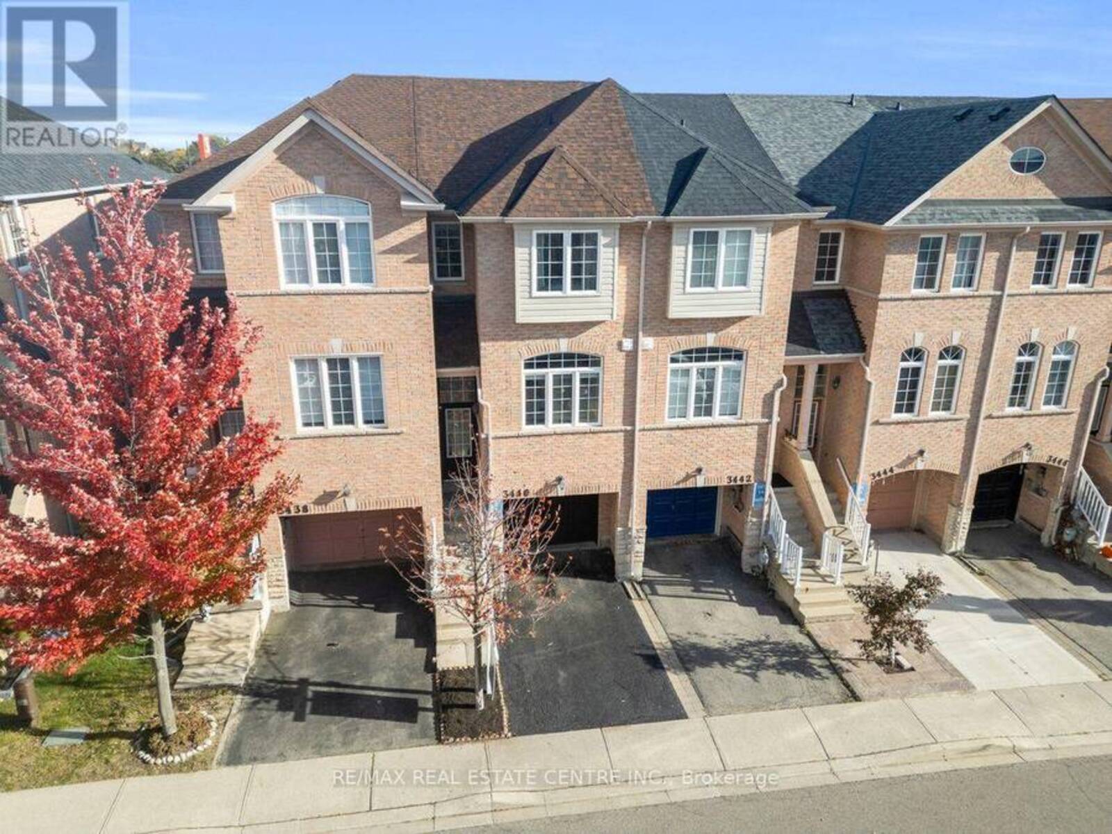 3440 REDPATH CIRCLE, Mississauga, Ontario L5N 8R7