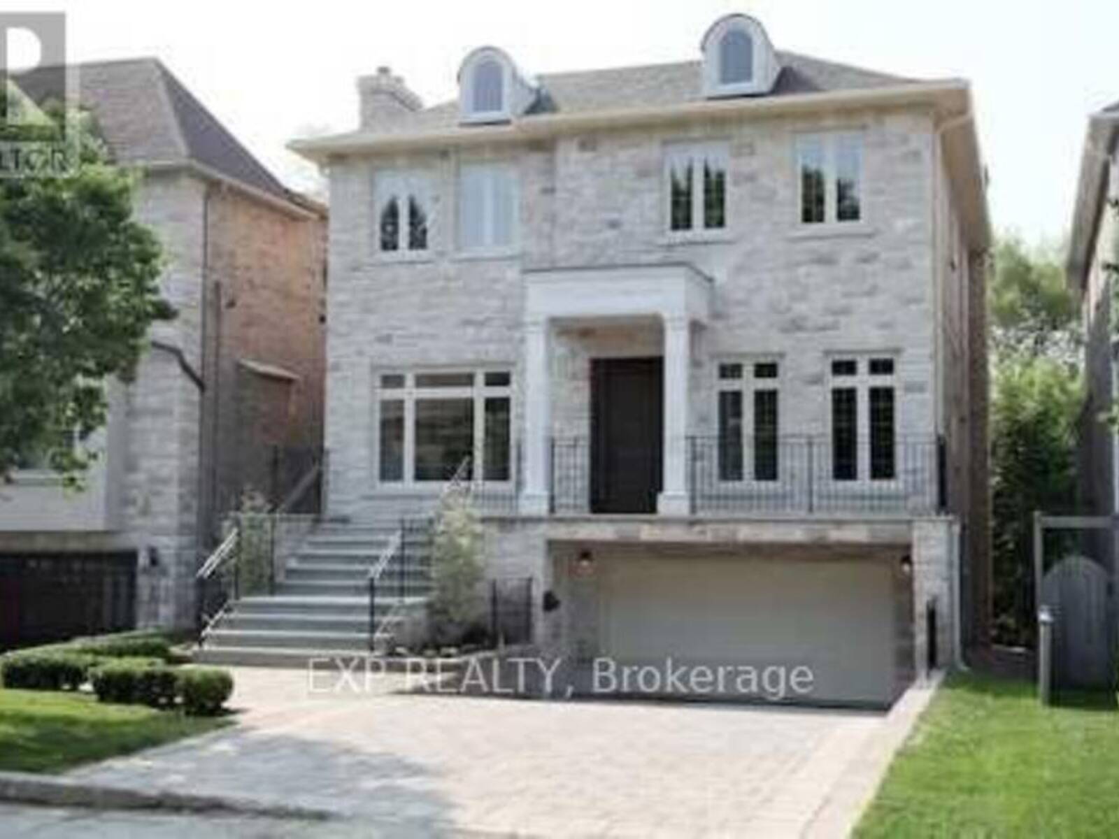 219 HOLLYWOOD AVENUE, Toronto, Ontario M2N 3K8