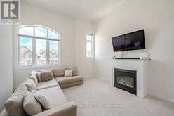 30 RUSTIC OAK TRAIL | Ayr Ontario | Slide Image Nine