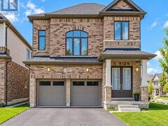 30 RUSTIC OAK TRAIL Ayr Ontario, N0B 1E0