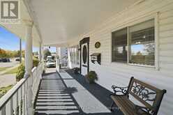 986 COLBORNE STREET | Brantford Ontario | Slide Image Four