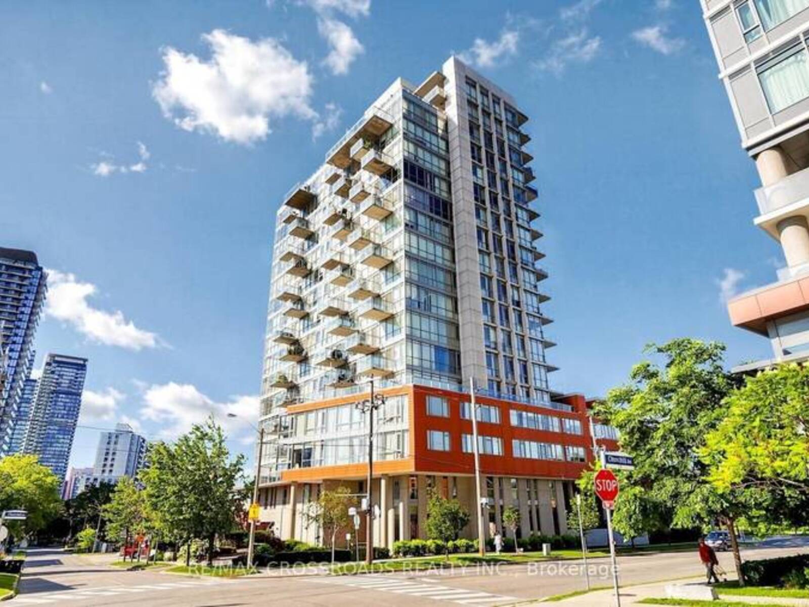 606 - 30 CANTERBURY PLACE, Toronto, Ontario M2N 0B9
