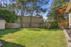 23 KINGS INN TRAIL | Markham Ontario | Slide Image Thirteen