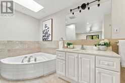 23 KINGS INN TRAIL | Markham Ontario | Slide Image Forty