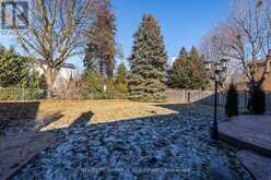 16 ROOSEVELT DRIVE | Richmond Hill Ontario | Slide Image Nineteen