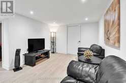 16 ROOSEVELT DRIVE | Richmond Hill Ontario | Slide Image Thirty