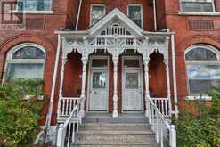 112 BALDWIN STREET | Toronto Ontario | Slide Image Two