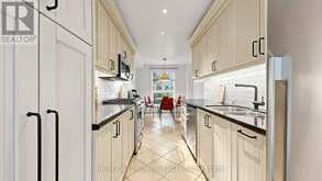 40 SNOWSHOE MILL WAY | Toronto Ontario | Slide Image Ten
