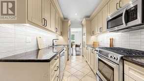 40 SNOWSHOE MILL WAY | Toronto Ontario | Slide Image Eleven