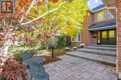 22 MCCLENNY DRIVE N | Aurora Ontario | Slide Image One