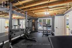 22 MCCLENNY DRIVE N | Aurora Ontario | Slide Image Thirty-five