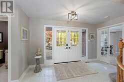 22 MCCLENNY DRIVE N | Aurora Ontario | Slide Image Six
