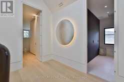 127 YONGE BOULEVARD | Toronto Ontario | Slide Image Thirty-eight