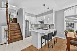 31 LYALL STOKES CIRCLE | East Gwillimbury Ontario | Slide Image Twelve