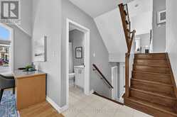 31 LYALL STOKES CIRCLE | East Gwillimbury Ontario | Slide Image Nineteen