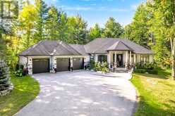 2 SYCAMORE CIRCLE | Springwater Ontario | Slide Image One