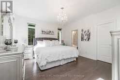 2 SYCAMORE CIRCLE | Springwater Ontario | Slide Image Thirty