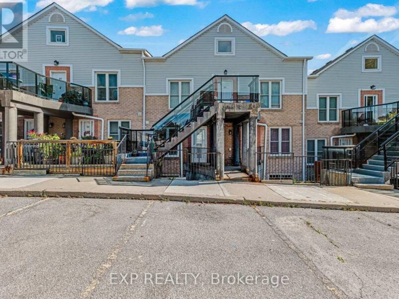 28 - 115 MAIN STREET S, Newmarket, Ontario L3Y 8J2