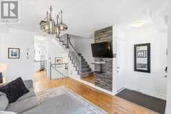 347 WOODFERN WAY | Newmarket Ontario | Slide Image Six
