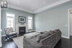 10 BEAVERDAMS DRIVE | Whitby Ontario | Slide Image Sixteen
