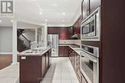 16 SHREWSBURY DRIVE | Whitby Ontario | Slide Image Twelve