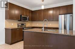 4 ROTHBURY ROAD | Richmond Hill Ontario | Slide Image Eleven