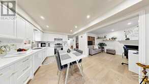 284 ISAAC MURRAY AVENUE | Vaughan Ontario | Slide Image Thirteen