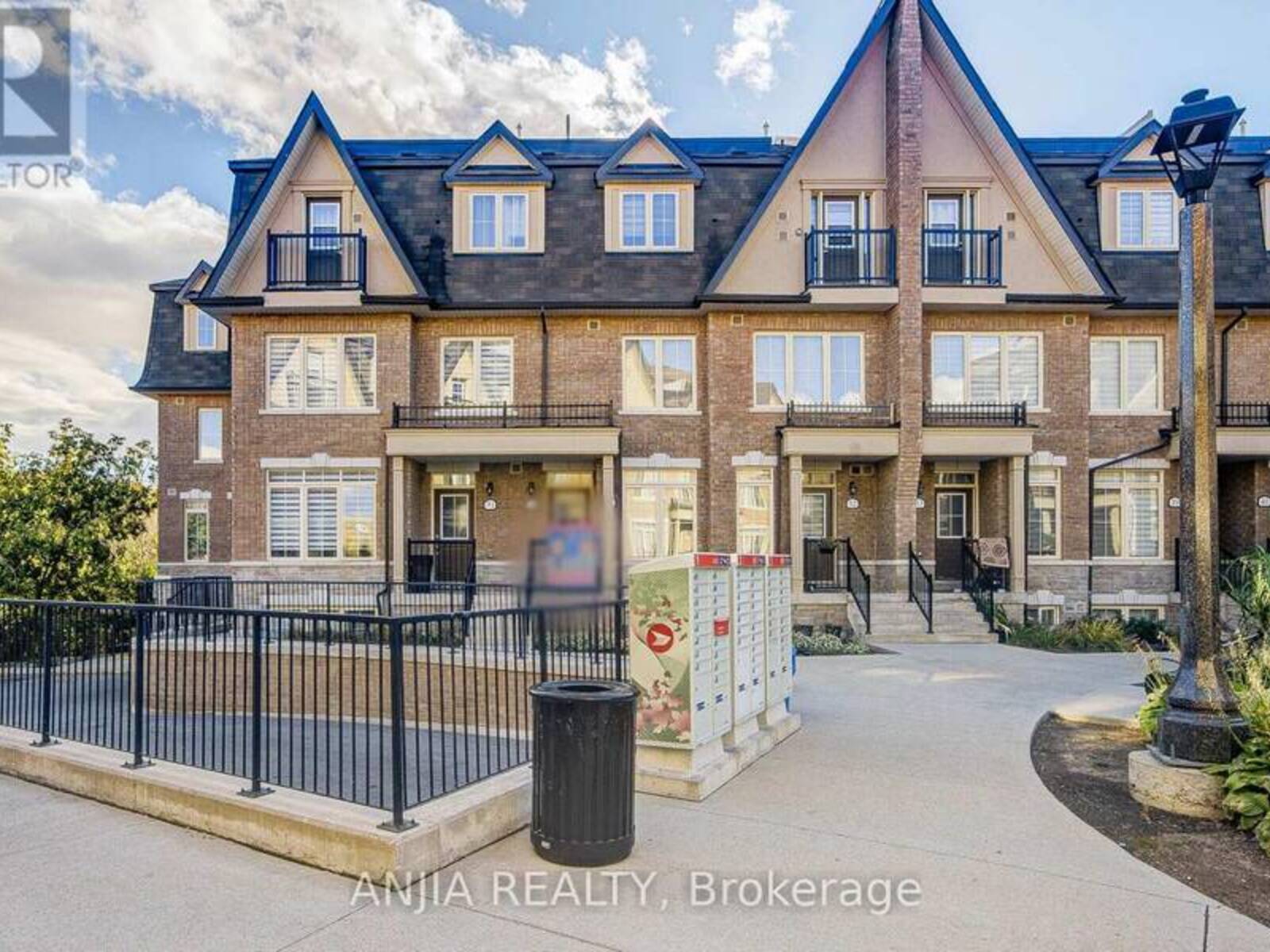 38 - 181 PARKTREE DRIVE, Vaughan, Ontario L6A 5B1