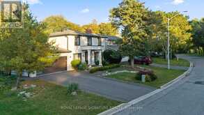 20 CHERRY BLOSSOM LANE | Markham Ontario | Slide Image Three