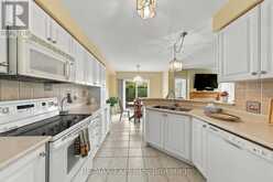 27 MALLARD MARSH CRESCENT | Richmond Hill Ontario | Slide Image Twelve