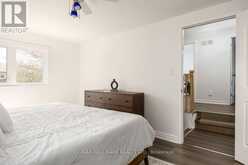 44 MICHAEL DRIVE | Richmond Hill Ontario | Slide Image Sixteen