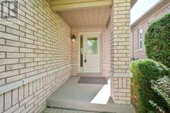 13 MONTEBELLO TERRACE | Alliston Ontario | Slide Image Three