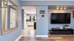 15 JENNINGS DRIVE | Penetanguishene Ontario | Slide Image Three