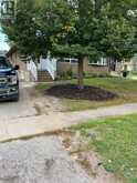30 BERNICK DRIVE | Barrie Ontario | Slide Image Two