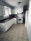 30 BERNICK DRIVE | Barrie Ontario | Slide Image Three