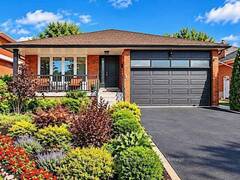 292 LA ROSE AVENUE Toronto Ontario, M9P 1B9