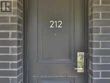 212 - 652 CRICKLEWOOD DRIVE | Mississauga Ontario | Slide Image Six